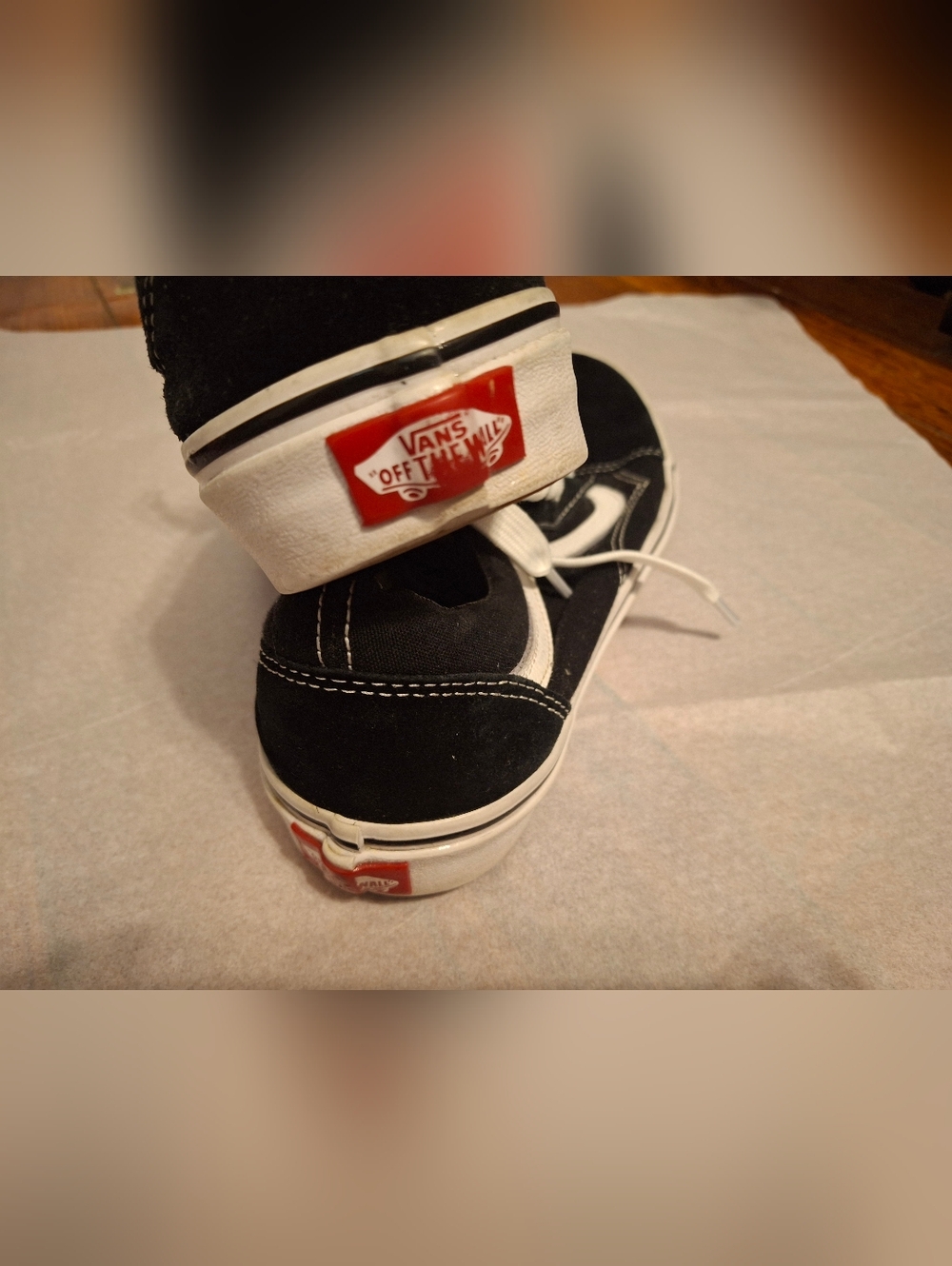 Vans Classic Black&White Sneakers - Picture 2 of 3